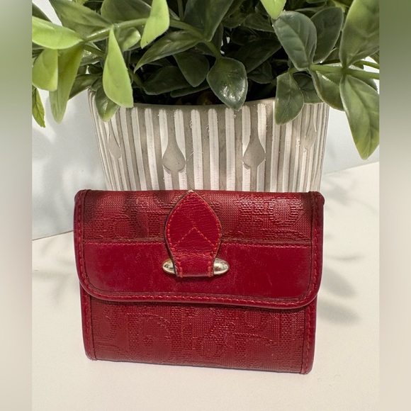 Beautiful Dior Coin Wallet - Picture 1 of 8
